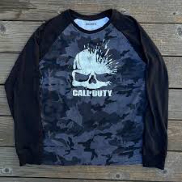 Call of Duty Other - Men’s Call of Duty Elite Shatter Skull Black Ops Camo Long-sleeve Shirt